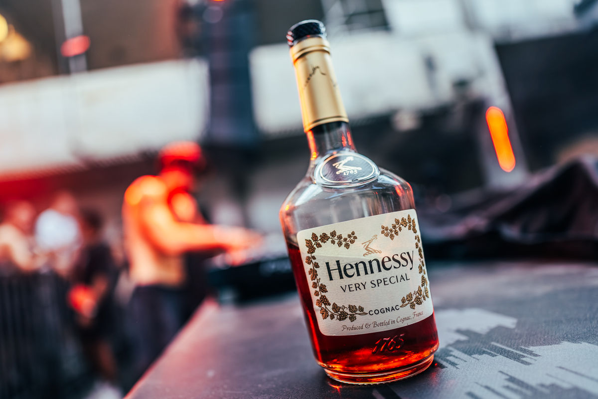 Loading... just a sec